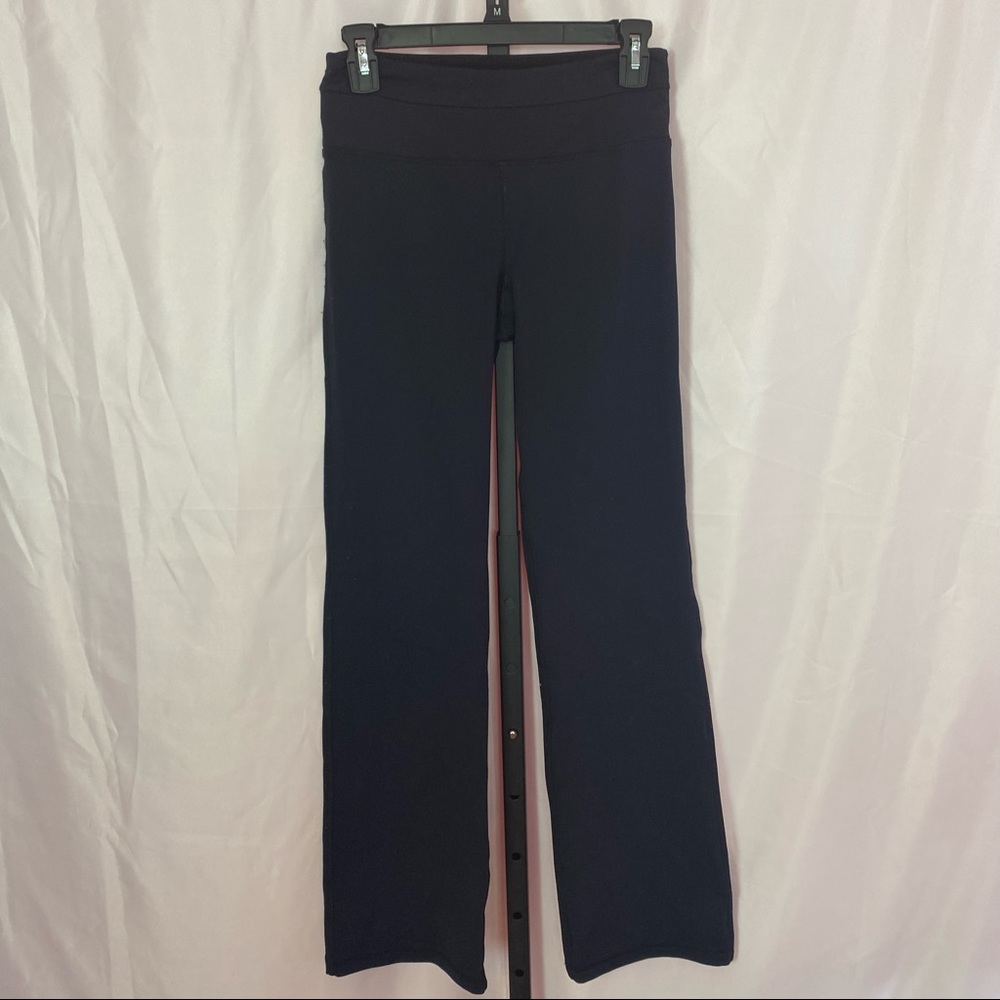Miraclesuit Performance Yoga Pants, size Small
